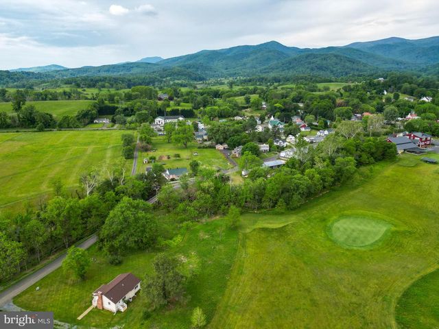 49 WATER ST, Sperryville, VA 22740