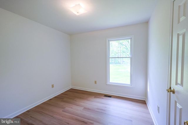 49 WATER ST, Sperryville, VA 22740