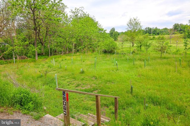 49 WATER ST, Sperryville, VA 22740