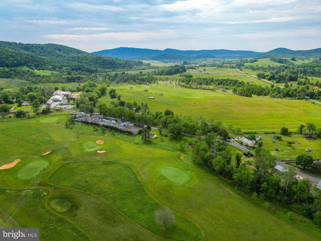 49 WATER ST, Sperryville, VA 22740