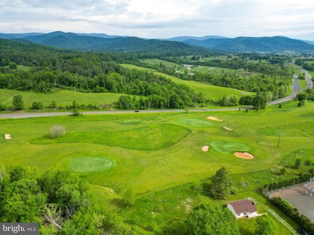 49 WATER ST, Sperryville, VA 22740