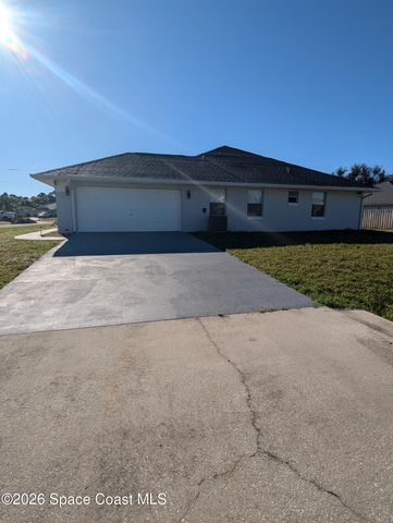 1330 Castel Place SE, Palm Bay, FL 32909