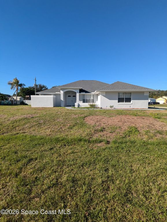 1330 Castel Place SE, Palm Bay, FL 32909