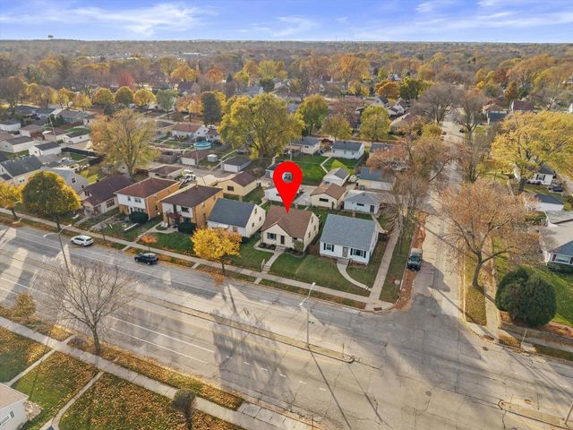 2807 S 68th STREET, Milwaukee, WI 53219
