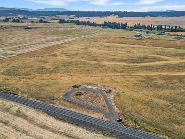 8054 E Mt Spokane Park Dr, Spokane, WA 99021