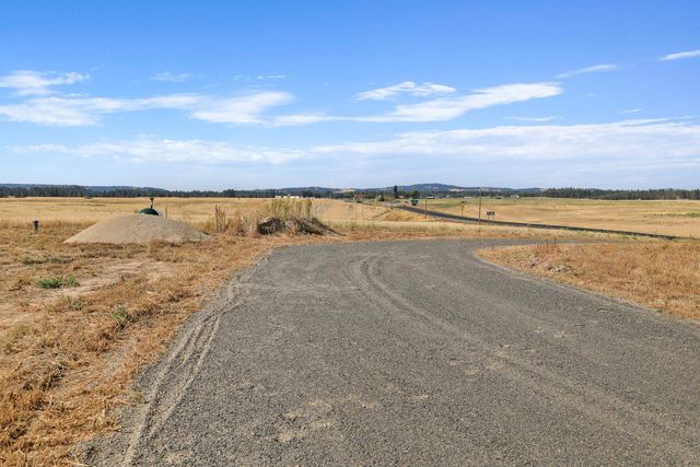 8054 E Mt Spokane Park Dr, Spokane, WA 99021