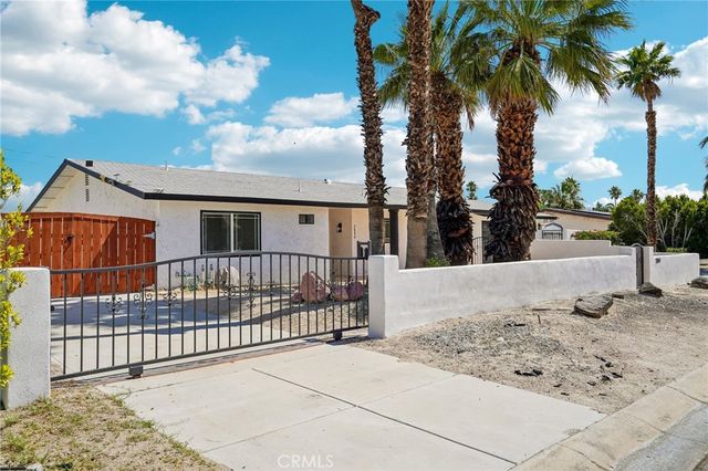 2804 E Valencia, Palm Springs, CA 92262