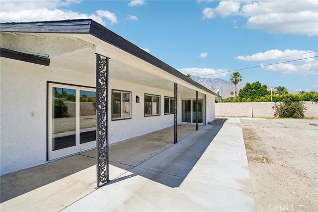 2804 E Valencia, Palm Springs, CA 92262