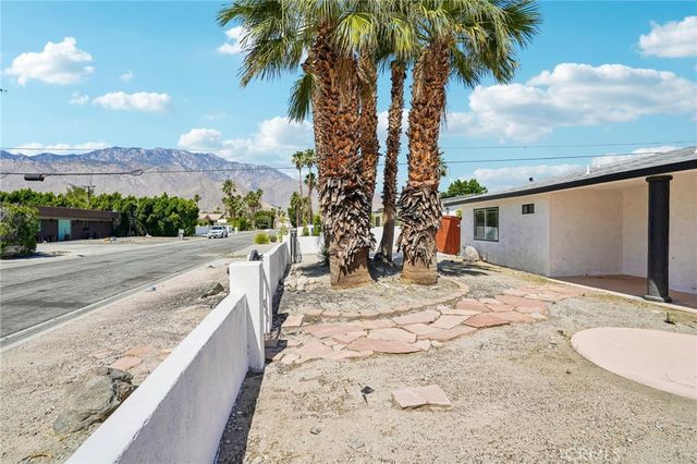 2804 E Valencia, Palm Springs, CA 92262