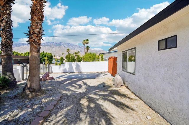 2804 E Valencia, Palm Springs, CA 92262
