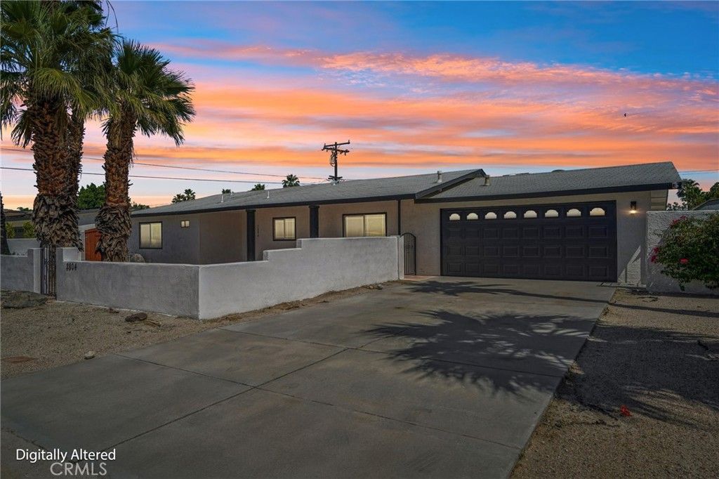 2804 E Valencia, Palm Springs, CA 92262