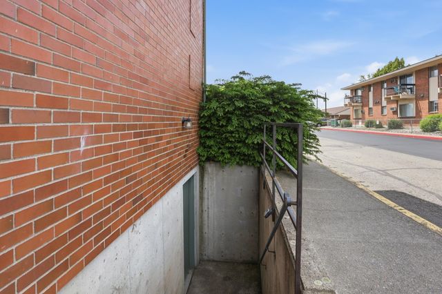 12449 E Olive Ave, Spokane Valley, WA 99216