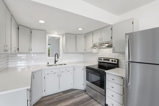 12449 E Olive Ave, Spokane Valley, WA 99216