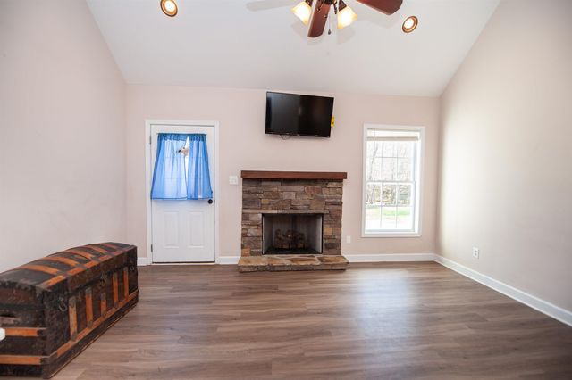 216 Hillcrest Drive, Gaffney, SC 29340