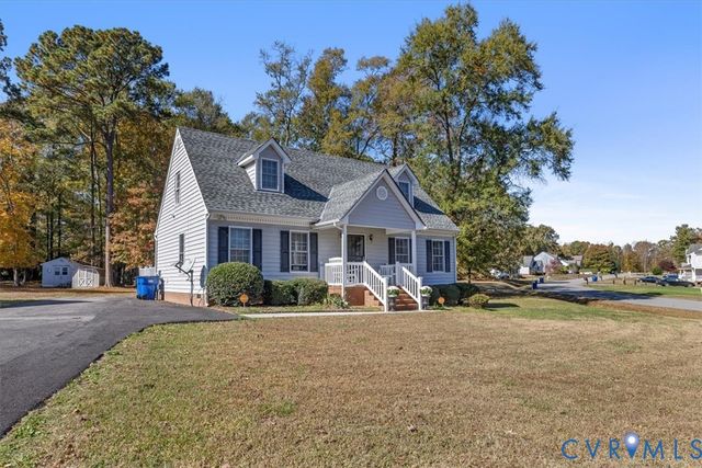 3900 Fawn Ct, North Dinwiddie, VA 23803