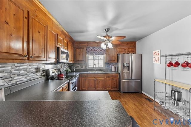 3900 Fawn Ct, North Dinwiddie, VA 23803