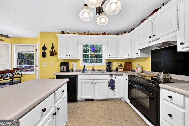 3419 Otter Drive, Gainesville, GA 30507