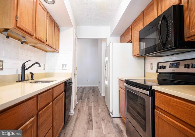 201 BURKWOOD CT #3B, Bel Air, MD 21015