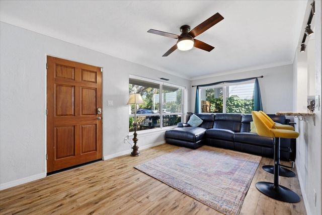 3021 10TH STREET N, St Petersburg, FL 33704