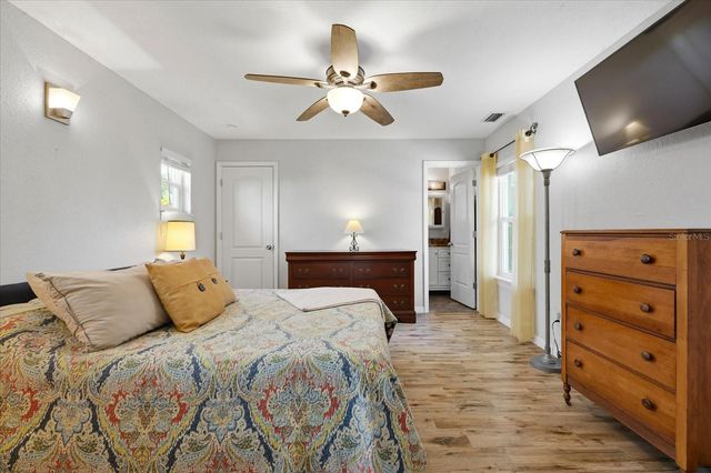 3021 10TH STREET N, St Petersburg, FL 33704