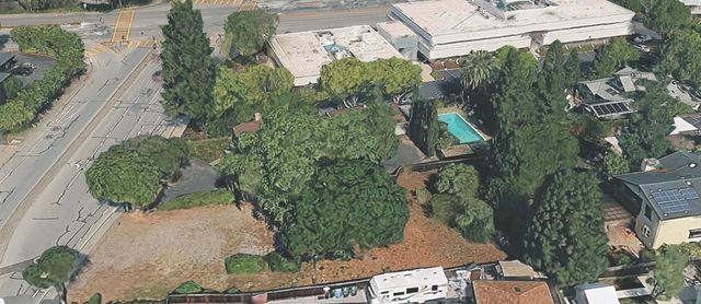 2139 Alameda De Las Pulgas, Redwood City, CA 94061