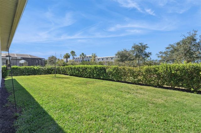 2632 MEADOWEDGE LOOP, St Cloud, FL 34772
