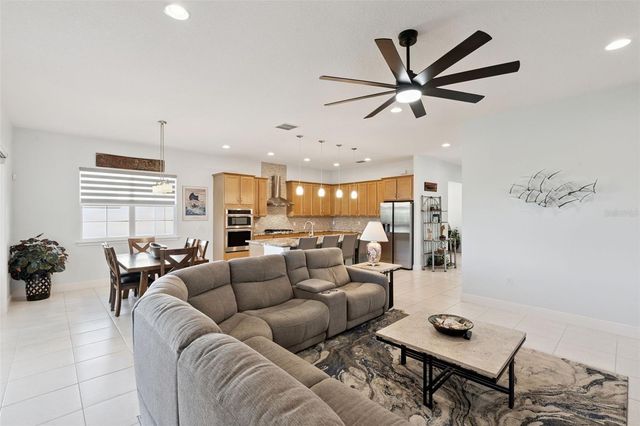 2632 MEADOWEDGE LOOP, St Cloud, FL 34772