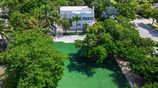717 Forest Hill Boulevard, West Palm Beach, FL 33405
