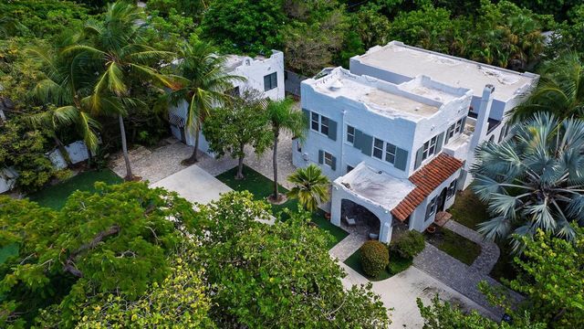 717 Forest Hill Boulevard, West Palm Beach, FL 33405