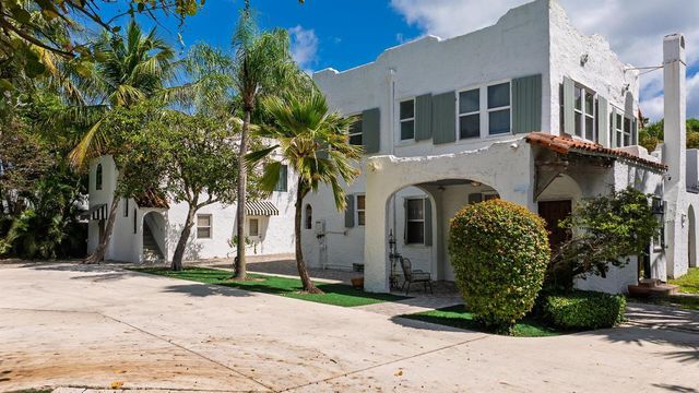 717 Forest Hill Boulevard, West Palm Beach, FL 33405