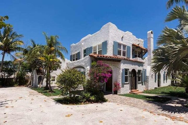 717 Forest Hill Boulevard, West Palm Beach, FL 33405