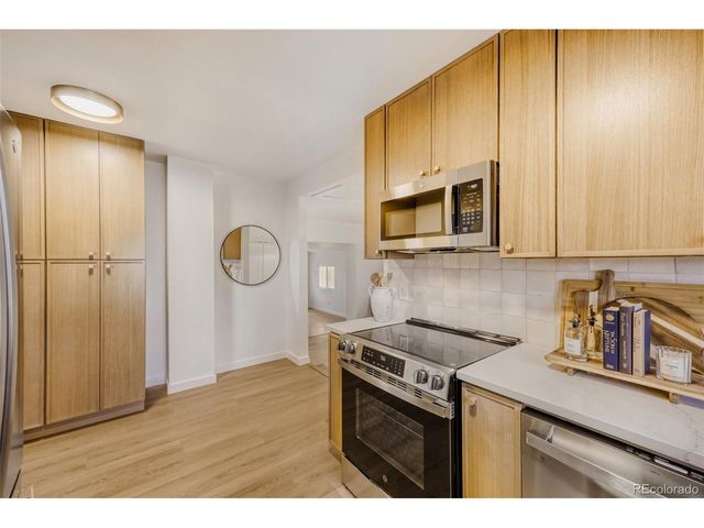 598 Emery Rd, Northglenn, CO 80233