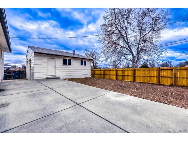 598 Emery Rd, Northglenn, CO 80233