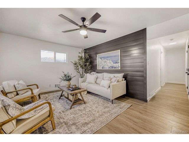 598 Emery Rd, Northglenn, CO 80233