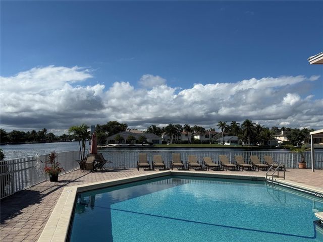 3161 S Ocean Drive 901, Hallandale Beach, FL 33009