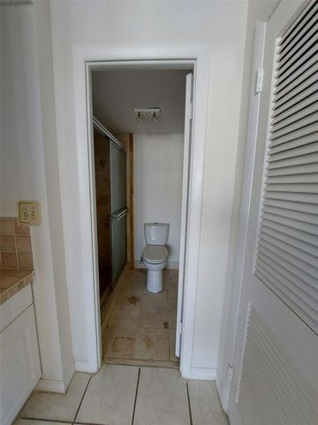 3161 S Ocean Drive 901, Hallandale Beach, FL 33009