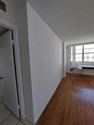 3161 S Ocean Drive 901, Hallandale Beach, FL 33009