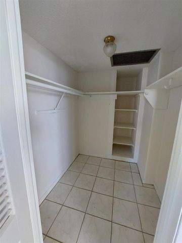 3161 S Ocean Drive 901, Hallandale Beach, FL 33009