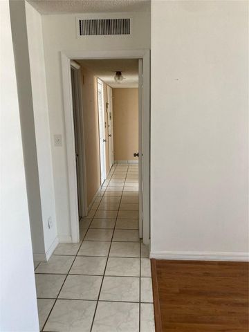 3161 S Ocean Drive 901, Hallandale Beach, FL 33009