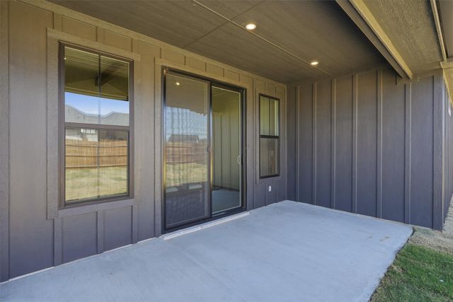 940 Huckleberry Lane, Tolar, TX 76476