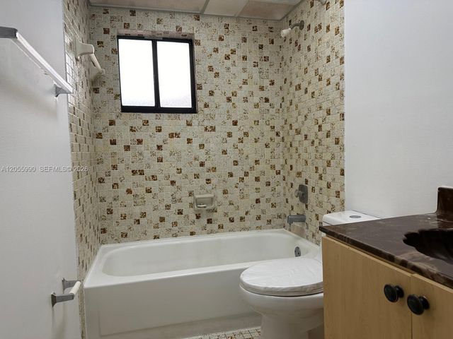 8420 SW 133rd Ave Rd 317, Miami, FL 33183