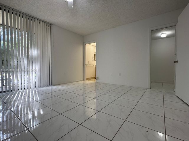 8420 SW 133rd Ave Rd 317, Miami, FL 33183