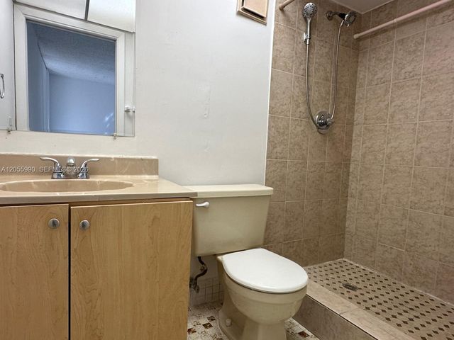 8420 SW 133rd Ave Rd 317, Miami, FL 33183