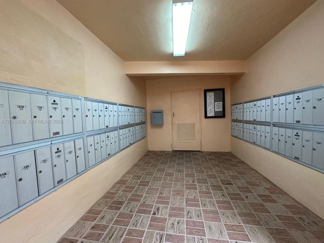 8420 SW 133rd Ave Rd 317, Miami, FL 33183