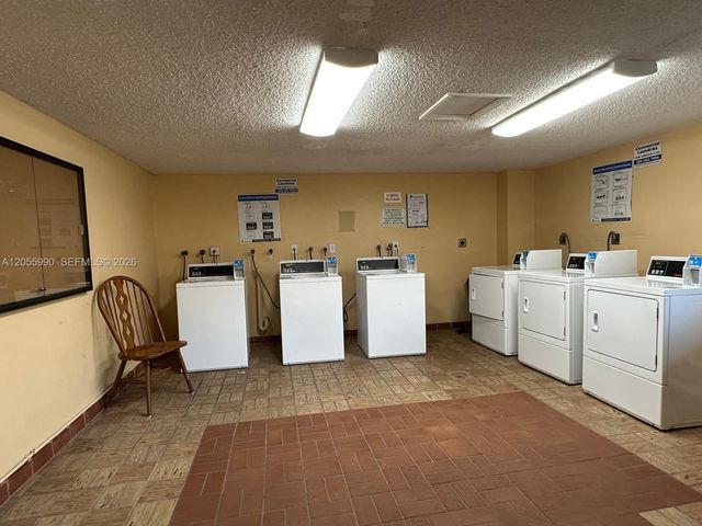 8420 SW 133rd Ave Rd 317, Miami, FL 33183