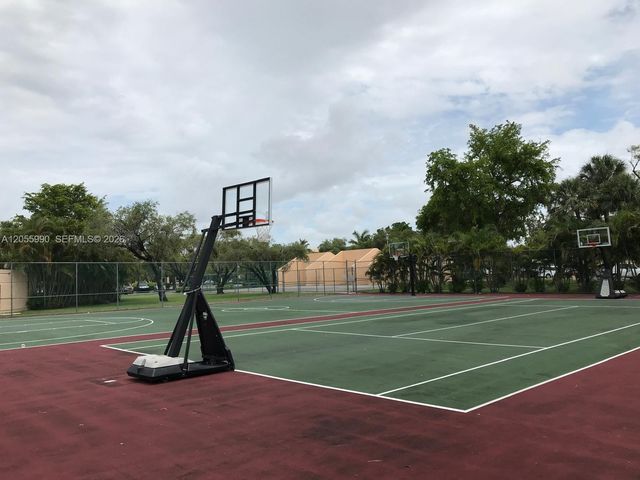 8420 SW 133rd Ave Rd 317, Miami, FL 33183