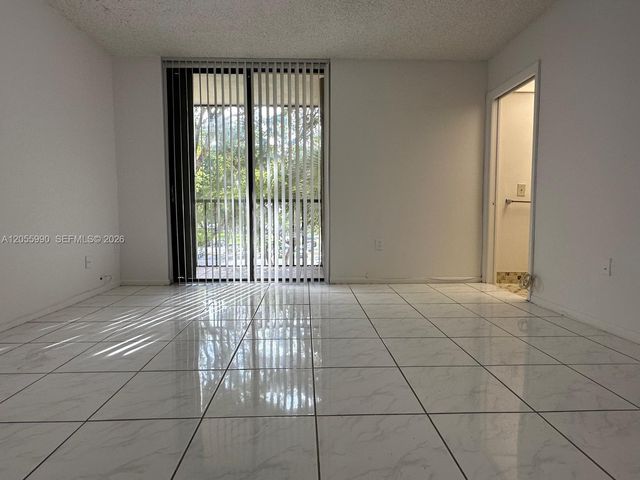 8420 SW 133rd Ave Rd 317, Miami, FL 33183