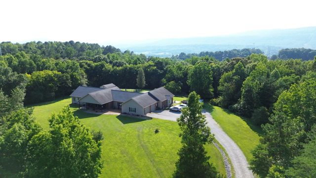 299 Boxwood Lane, Dayton, TN 37321