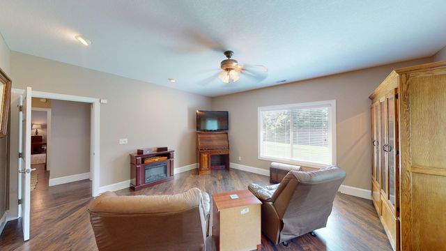 299 Boxwood Lane, Dayton, TN 37321