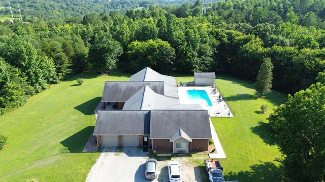 299 Boxwood Lane, Dayton, TN 37321